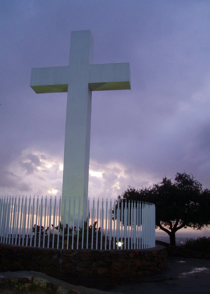 The Mt. Helix cross at dusk.

