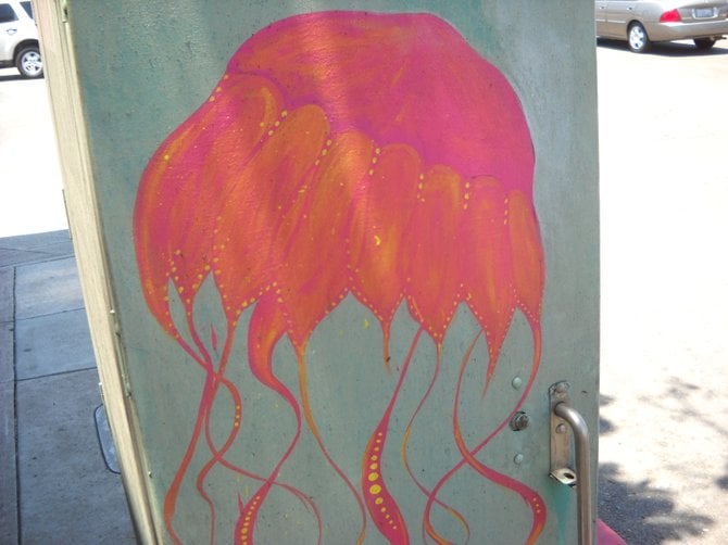 Utility box art in honor of jellyfish. Near Point Loma Post Office.