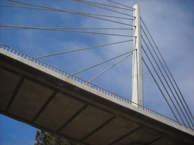 Bridge spanning La Jolla Shores Drive between Birch Aquarium and Scripps Institution of Oceanography.
