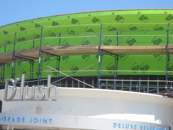 Fixing up a dishy new look at Fashion Valley mall's Food
Court area.