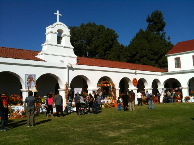 Dia De Los Muertos Festival, Mission San Luis Rey De