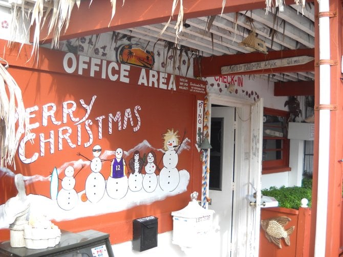 Entrance to the festively-decorated Beachcomber Motel office in San Clemente.
