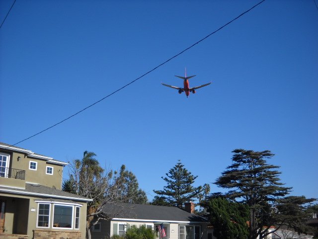 Southwest Airlines coming in for a landing over Point Loma.