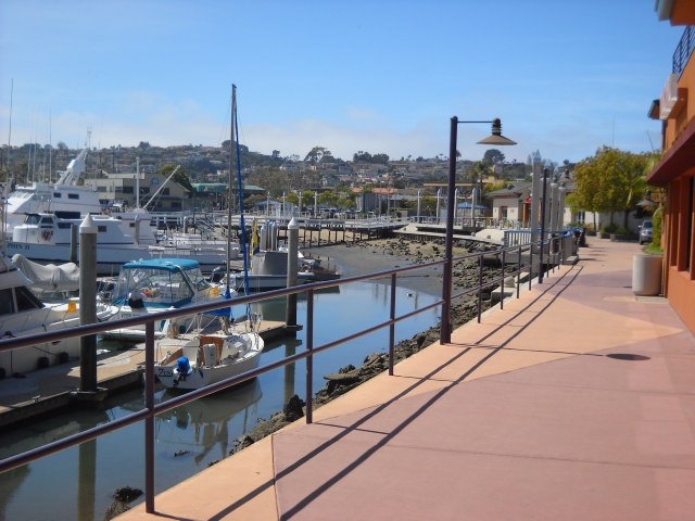 Scenic walkway along San Diego Bay in Pt. Loma.