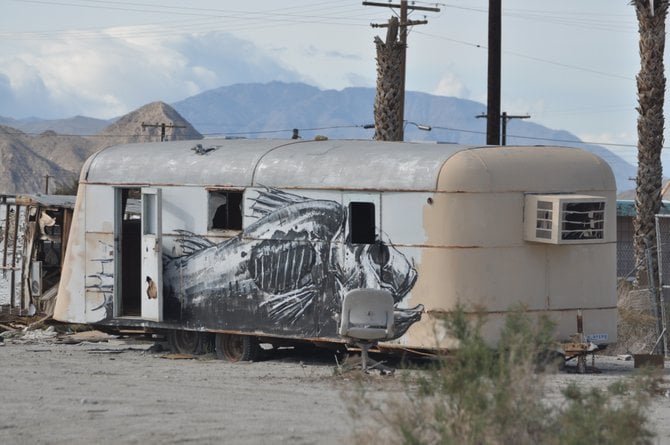 An old trailer looks mighty cool since an unknown artist left his/her calling card.  This trailer is located in Desert Shores, CA., just 40 miles to the west, northwest of Imperial Valley.
"it's a Vilma!"  Vilma Ruiz Pacrem