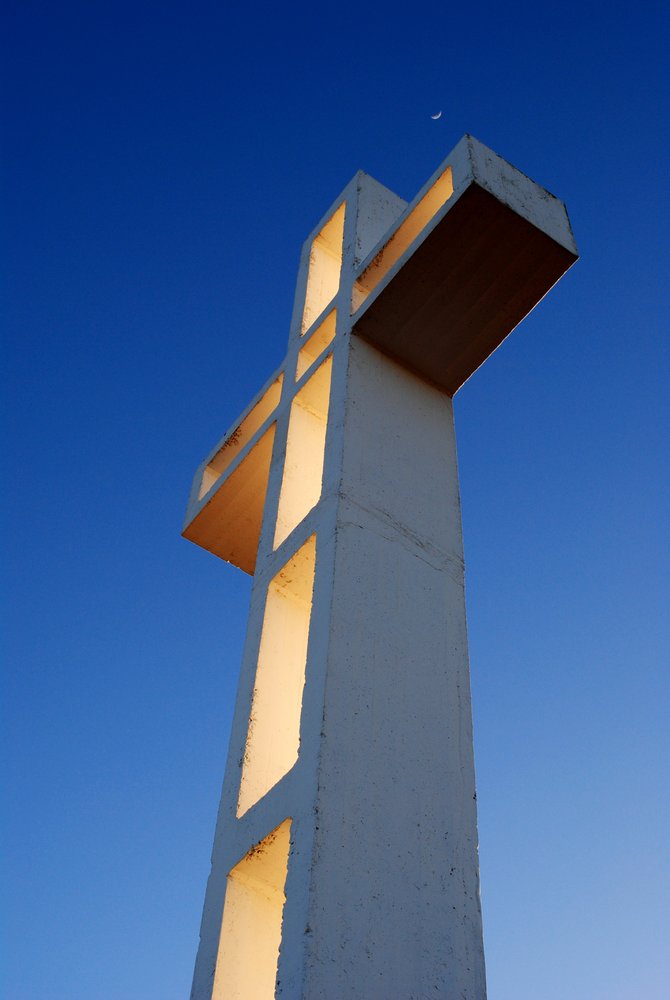  Photo of the cross on Mount Soledad.