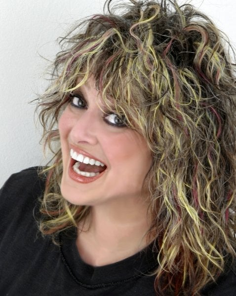 One-time MTV VJ Nina Blackwood's syndicated radio show gets bumped for blues by 94/9 