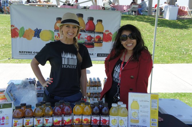 HonestTea Ladies!