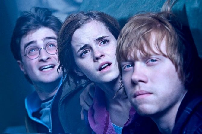 Many children have grown up with the star trio of Harry Potter, who are kids no longer.