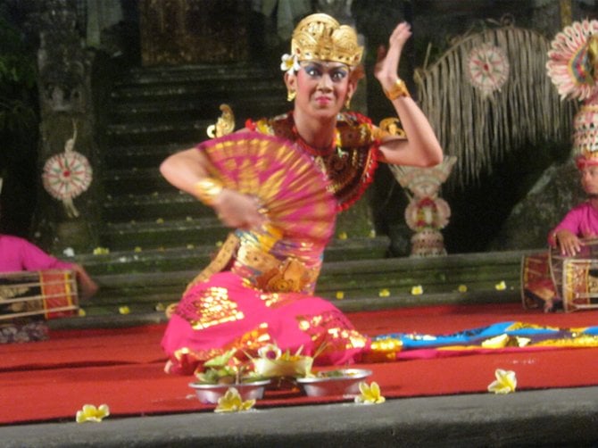 Dancer in Bali