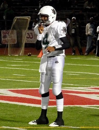 Helix quarterback Brandon Lewis