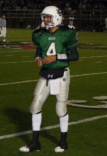 Helix quarterback Brandon Lewis