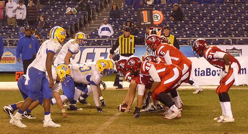 The line of scrimmage between Vista and Mira Mesa in the Division I finals