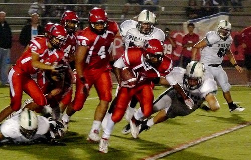 Vista running back Shakeel Marshall breaks free from a pack of players