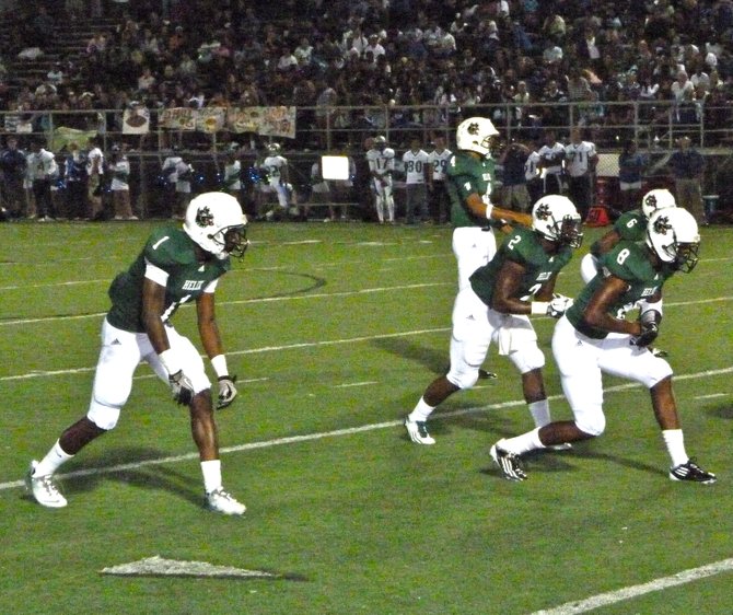 Helix lines up four receivers out wide