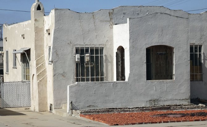 This structure on Arizona Street sure needs a lot of TLC!