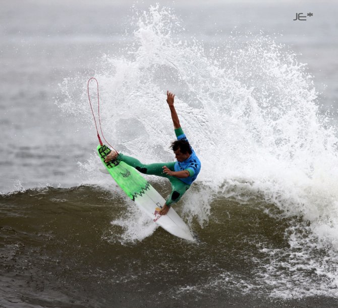 An incredible progressive move by Australian Pro Surfer Julian Wilson at the Hurley Pro held at Trestles Reef in North San Diego County.