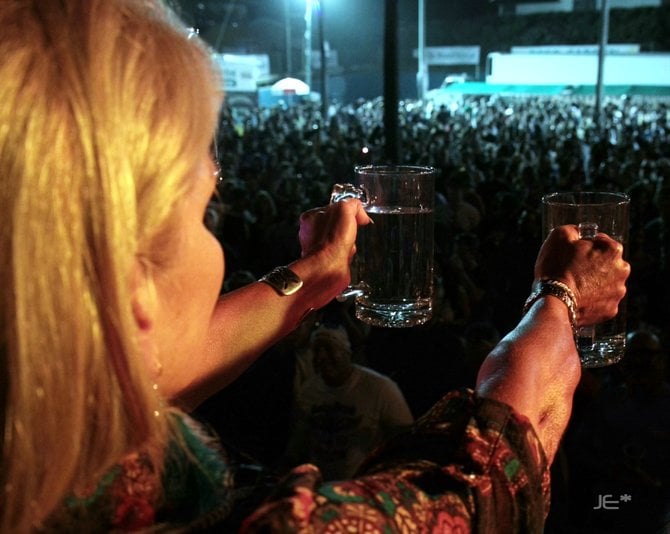 Stein holding event at the OB Octoberfest