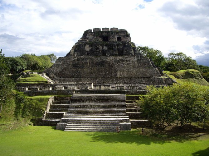 "El Castillo," the main temple at Xunantunich 
