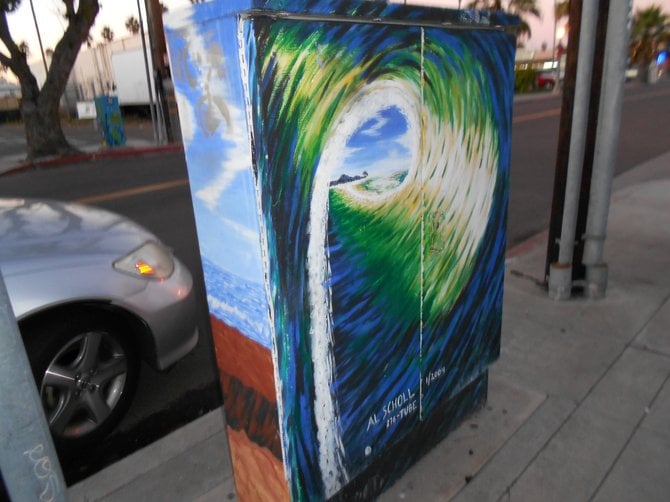 Tubular utility box art on Cable St. in Ocean Beach.