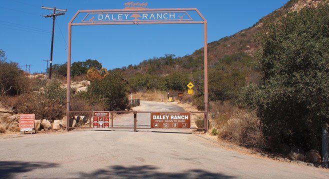The entrance to the Daley Ranch and the Boulder Loop Trail