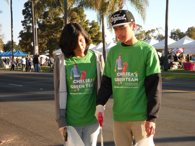 Green Squad picking up trash at Finish Chelsea's Run in Balboa Park.