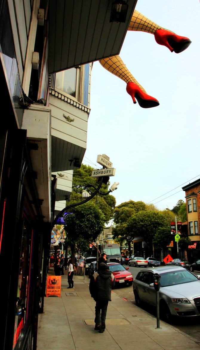 Height Asbury street scene









San Francisco, California