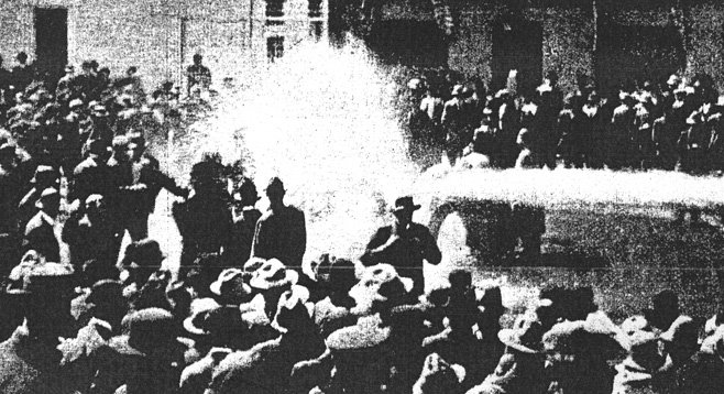 San Diego police drench a free-speechers meeting, March 10, 1912