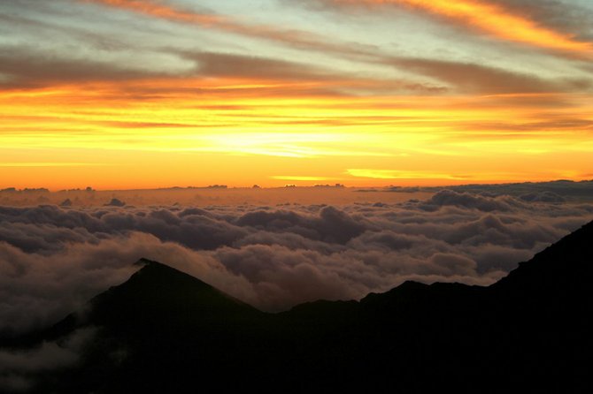 sunrise atop Haleakala