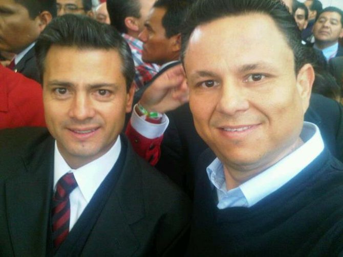 Rafael “Rafa ”Celaya Valenzuela's Facebook profile picture with president-elect Enrique Peña Nieto