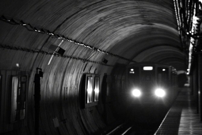 The El train in Chicago.

Photographer: Steven Williams (isstevestillalive.com)
