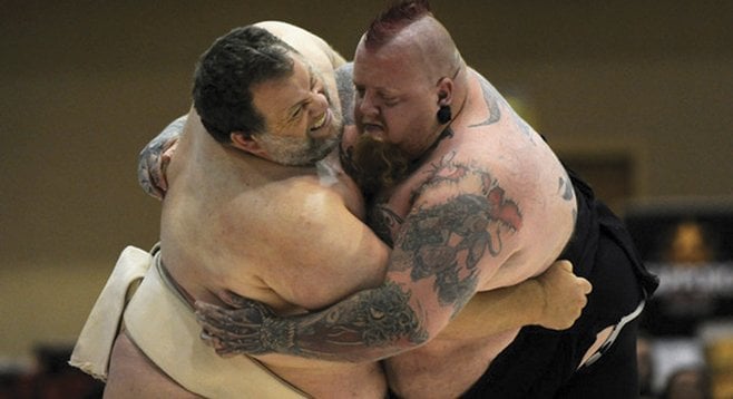 Kelly Gneiting (left) and Leon Arave at the U.S. Sumo Nationals