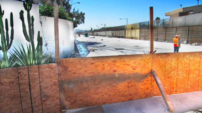 Behind the fence are the remains of the “switchback” walkway that used to bring pedestrians from San Ysidro.