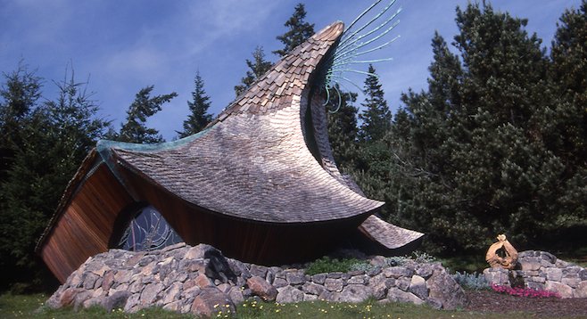 Intended to integrate naturally into its wild surroundings, Sea Ranch Chapel looks like something off a Lord of the Rings set. (photo by James Hubbell, re-used courtesy of hubbleandhubble.com.)