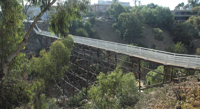 The Quince Street bridge, the fourth bridge on the seven bridges walk, spans Maple Canyon between Second and Fourth avenues.