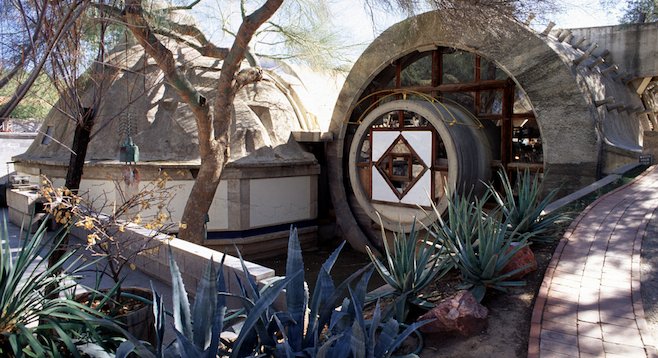 Cosanti's Pumpkin Apse and Barrel Vaults, constructed using concrete-lined mounds of earth. (photo courtesy of Cosanti Foundation)