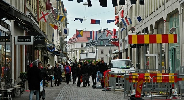 Strolling through one of Gothenburg's hip shopping districts. 