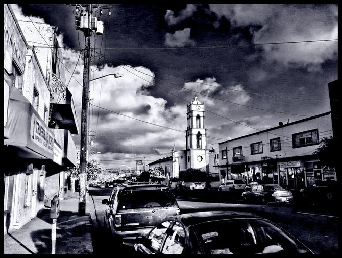 LOOKING AT SACRED HEART CHURCH IN TIJUANA/Viendo hacia la Iglesia del Sagrado Corazon en Tijuana