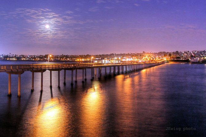 Moon rise looking from the end of OB Pier









Ocean Beach