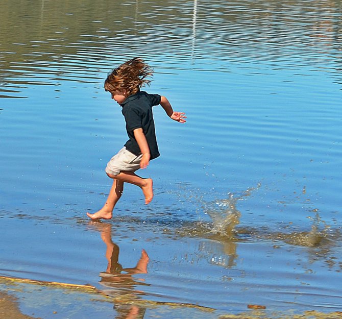 Running on water at Lake Murray, La Mesa