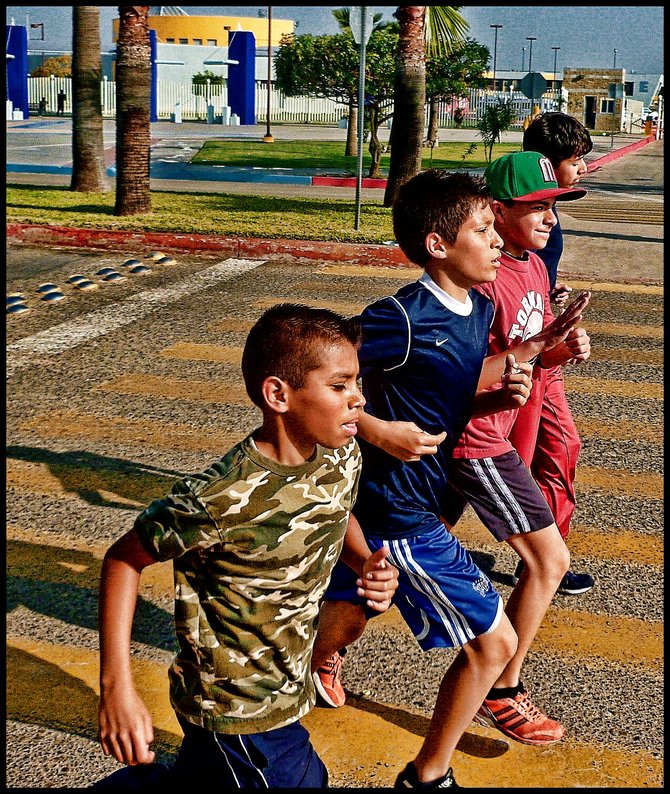 Neighborhood Photo
BAJA CALIFORNIA
Kids running in front of Tijuana's Sports Complex Center/Ninos corriendo frente a Centro de Alto Rendimiento en Tijuana,BC.
