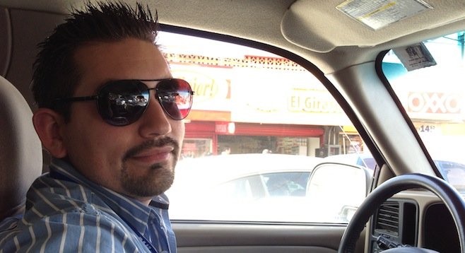 Arturo, driving