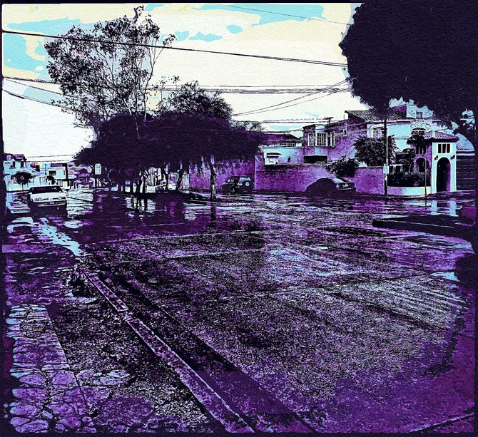 Neighborhood Photos
TIJUANA,BAJA CALIFORNIA
Wet pavement in Altabrisa Ssection of Tijuana/Pavimento mojado en Fracc. Altabrisa en Tijuana.
