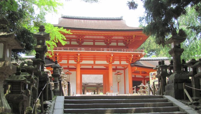 Entrance to Kasuga Taisha