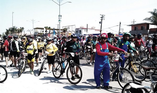 Cyclists filled six blocks along Rosarito’s main thoroughfare. 