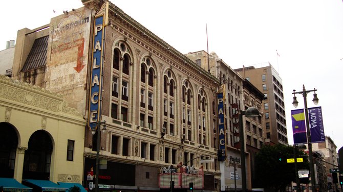 Palace Theatre (1911-2000).