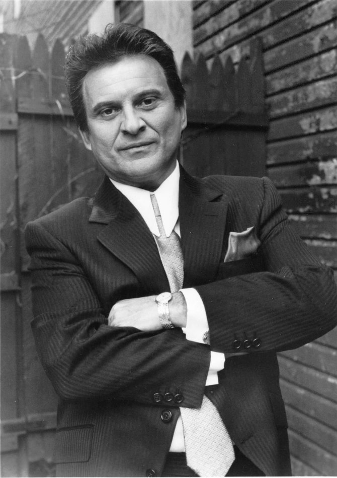 The  DeNiro bob or "I'll wear whatever the fuck wig Marty says": "JOE PESCI as the volatile Tommy De Vito in Warner Bros. 'GoodFellas,' a film which spans thirty years in the life of a Mafia family, also starring Robert De Niro, Ray Liotta, Lorraine Bracco and Paul Sorvino." 