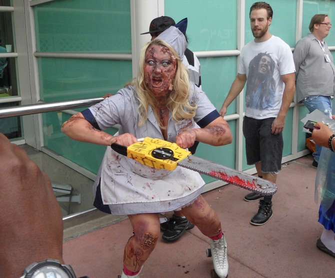 Roller Zombie Girl at Comic Con