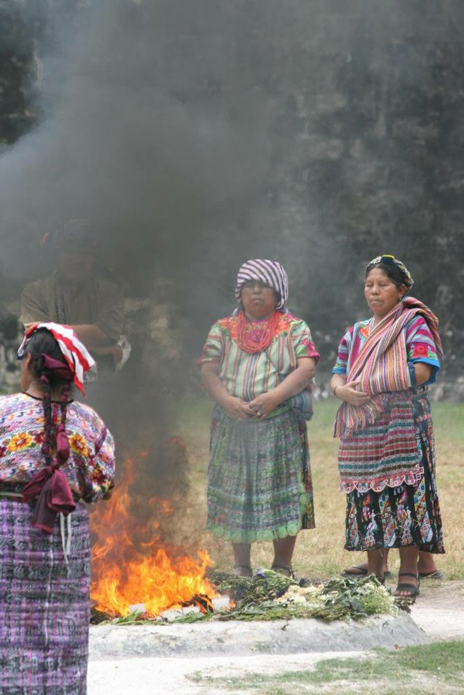 Mayan ladies at Tikal ceremony