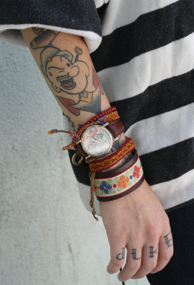 Leah Shoemaker's accessories and free tats